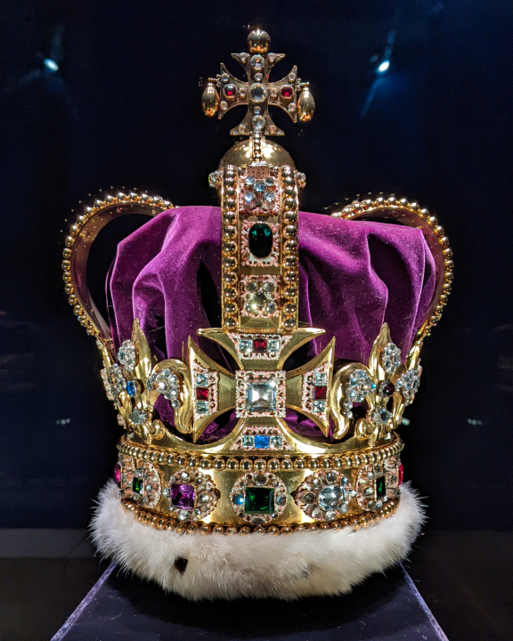 The St. Edward’s Crown with which Charles will be CROWNED is made of PURE GOLD and weighs over two kilograms