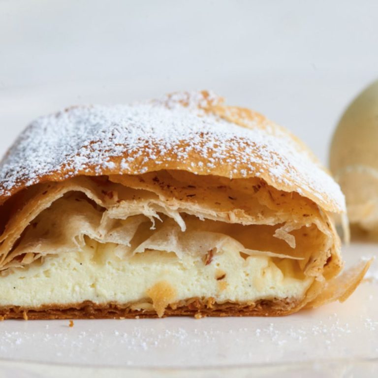 Topfenstrudel