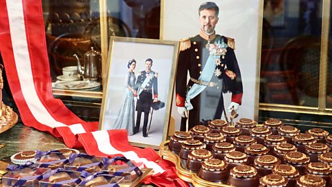 In honor of the new Danish king, cakes covered with gold were made